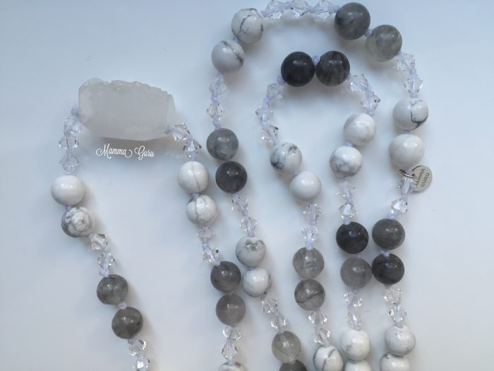 Mamma Guru: Collana Mala 108 grani con Swarovski, Agata, Howlite, Cristallo di Rocca