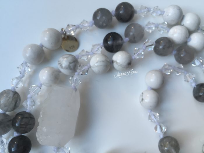 Mamma Guru: Collana Mala 108 grani con Swarovski, Agata, Howlite, Cristallo di Rocca