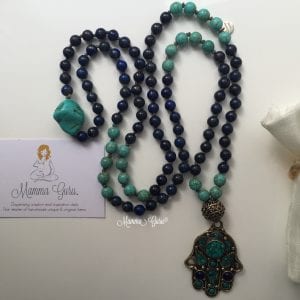 Mamma Guru: Collana Mala con Mano di Fatima, Howlite, Lapislazzuli, Turchese