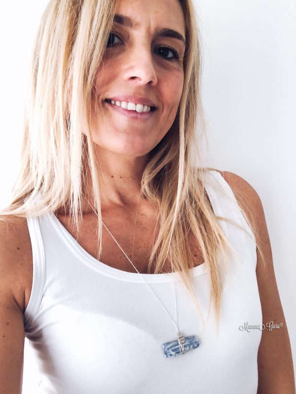 Collana in argento 925 con Cianite Grezza